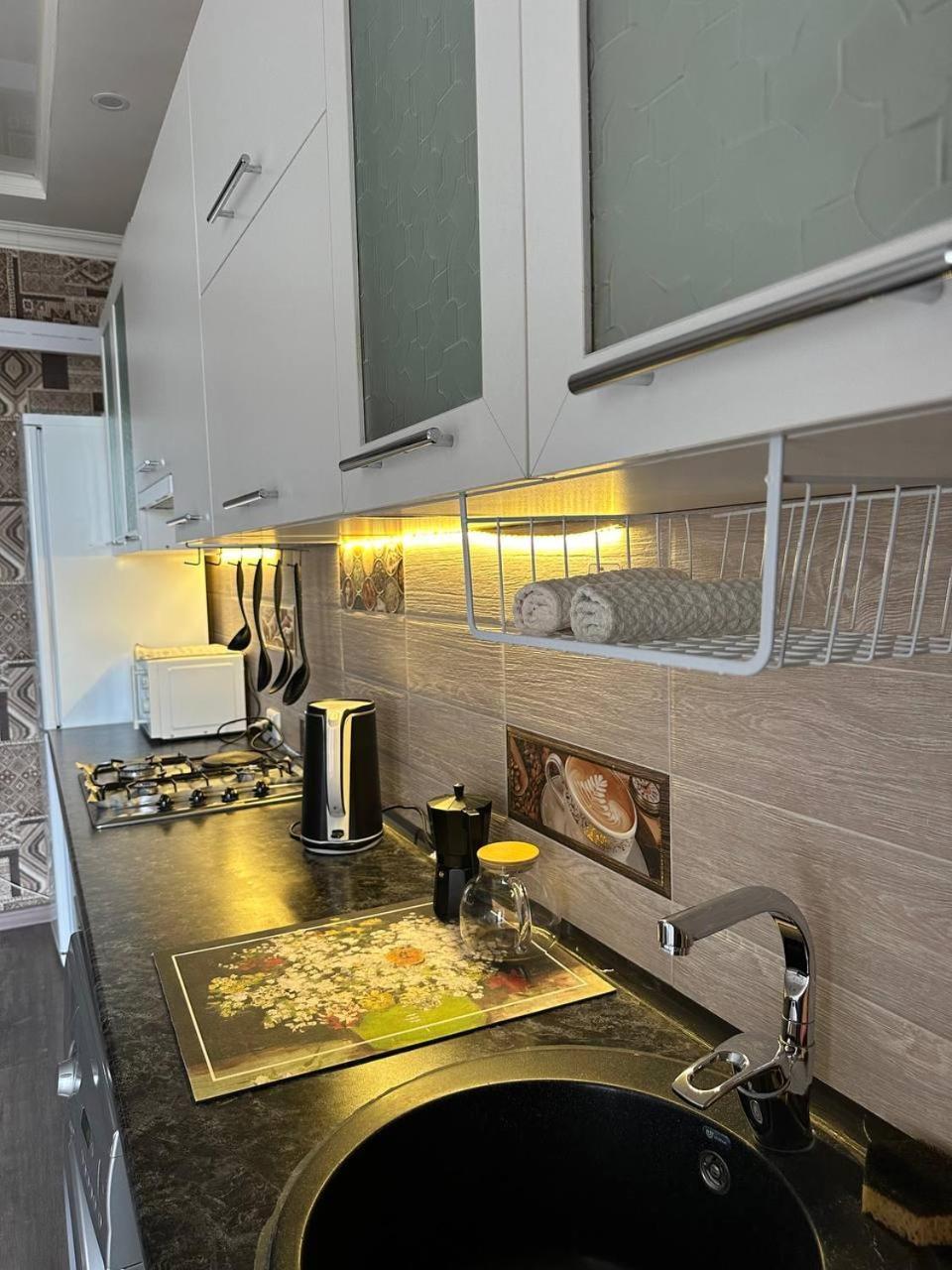 Apartment With City View On Sydykova St. 123 Bishkek Exterior photo